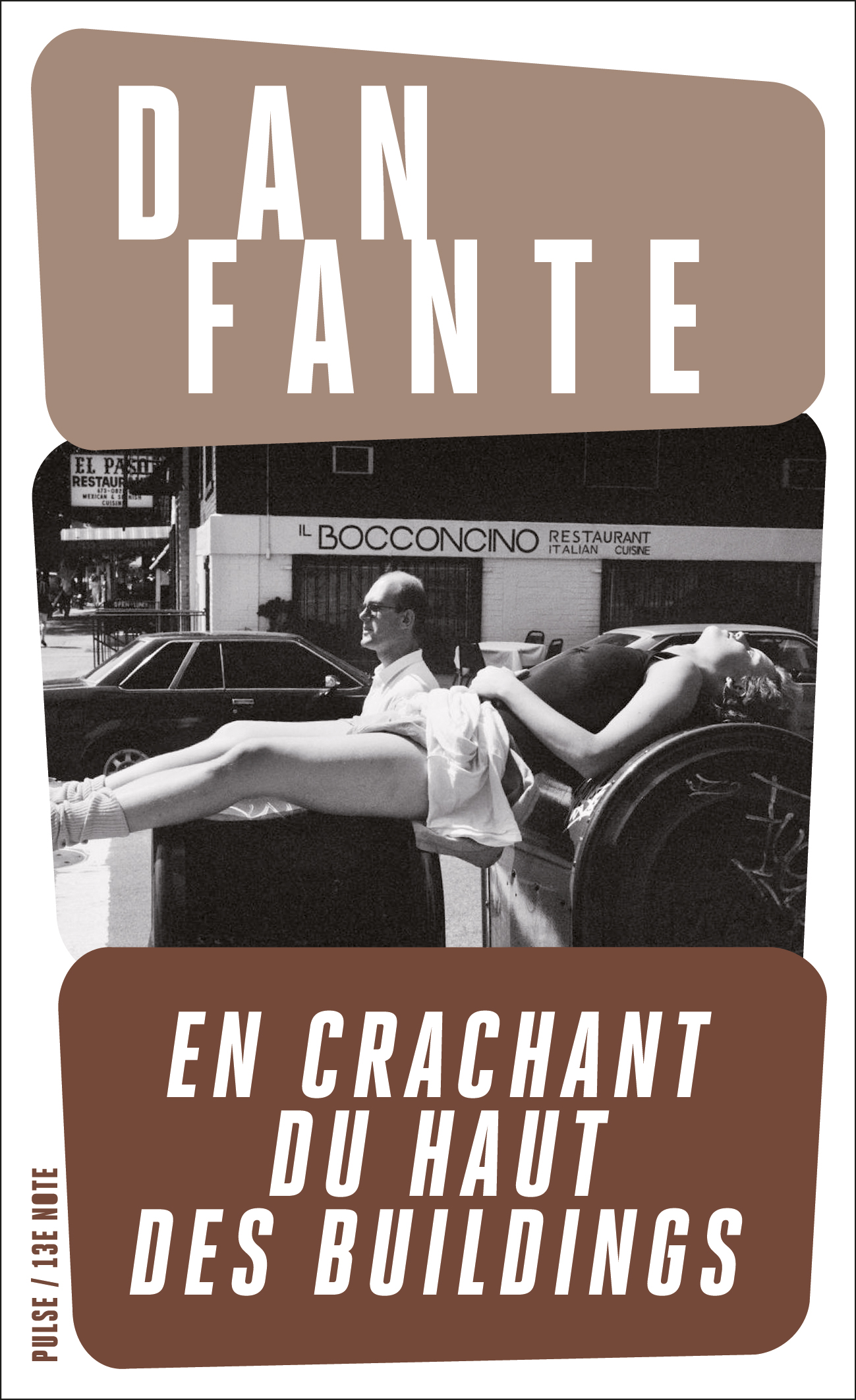 En crachant du haut des buildings