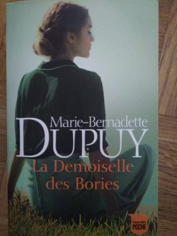 La Demoiselle Des Bories